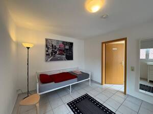 WG-Zimmer auf Zeit in Stuttgart-Zentrum - mieten ab 1 Monat – 70182 Stuttgart – Vorschaubild 3