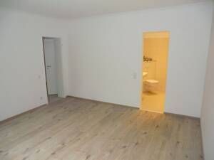 Ihre sanierte 2 Zi. ETW mit Swimming Pool, in Lörick ! – 40547 Düsseldorf – Vorschaubild 9