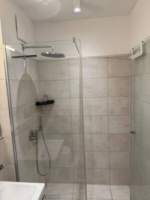 Moderne 1,5-Zimmer Wohnung mit Balkon im 1. OG in Regensburg-Westenviertel – 93049 Regensburg – Vorschaubild 9