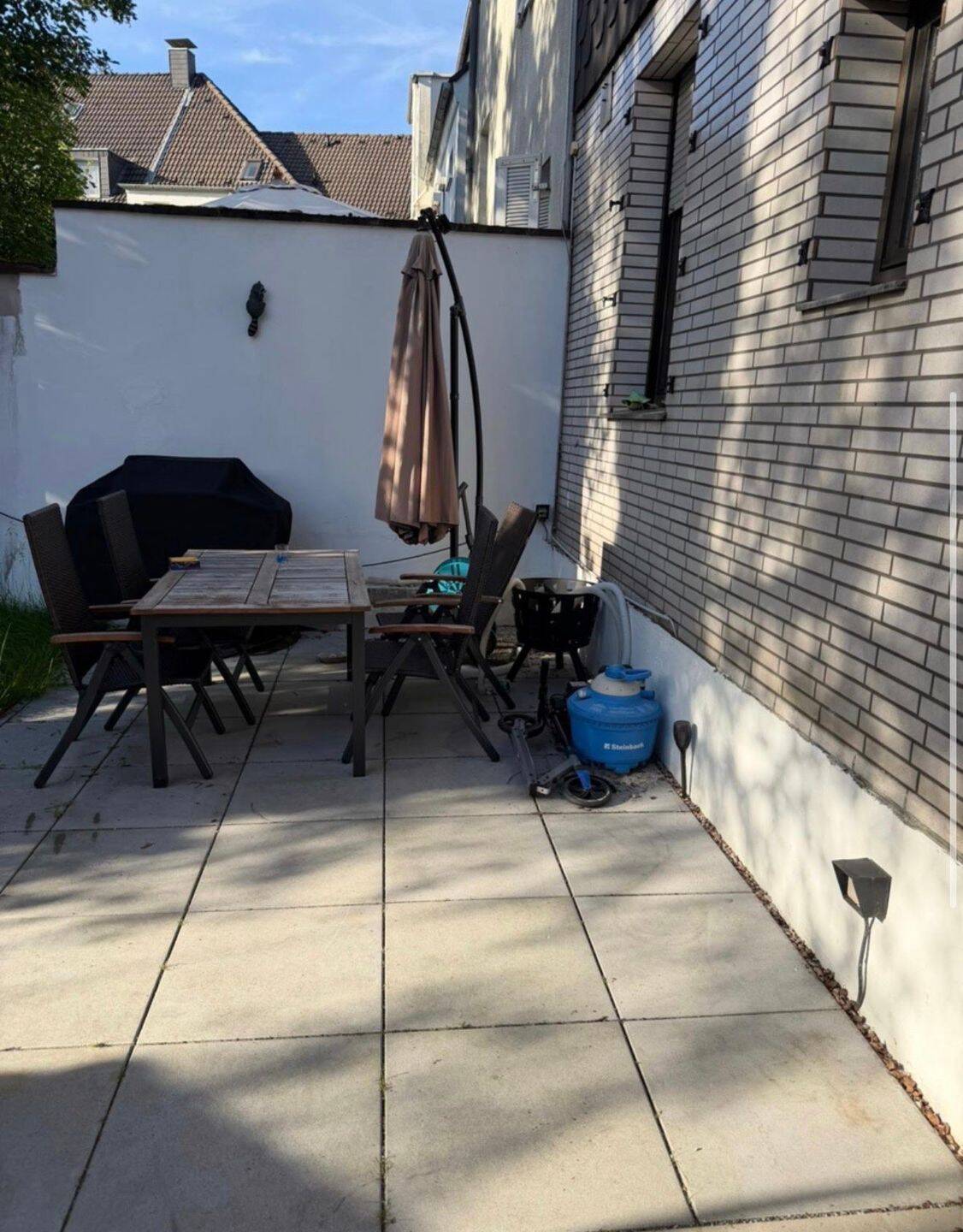 Gepflegtes Einfamilienhaus mit modernisiertem Innenbereich, Garten & Vollkeller – Oberhausen – Vorschaubild 2