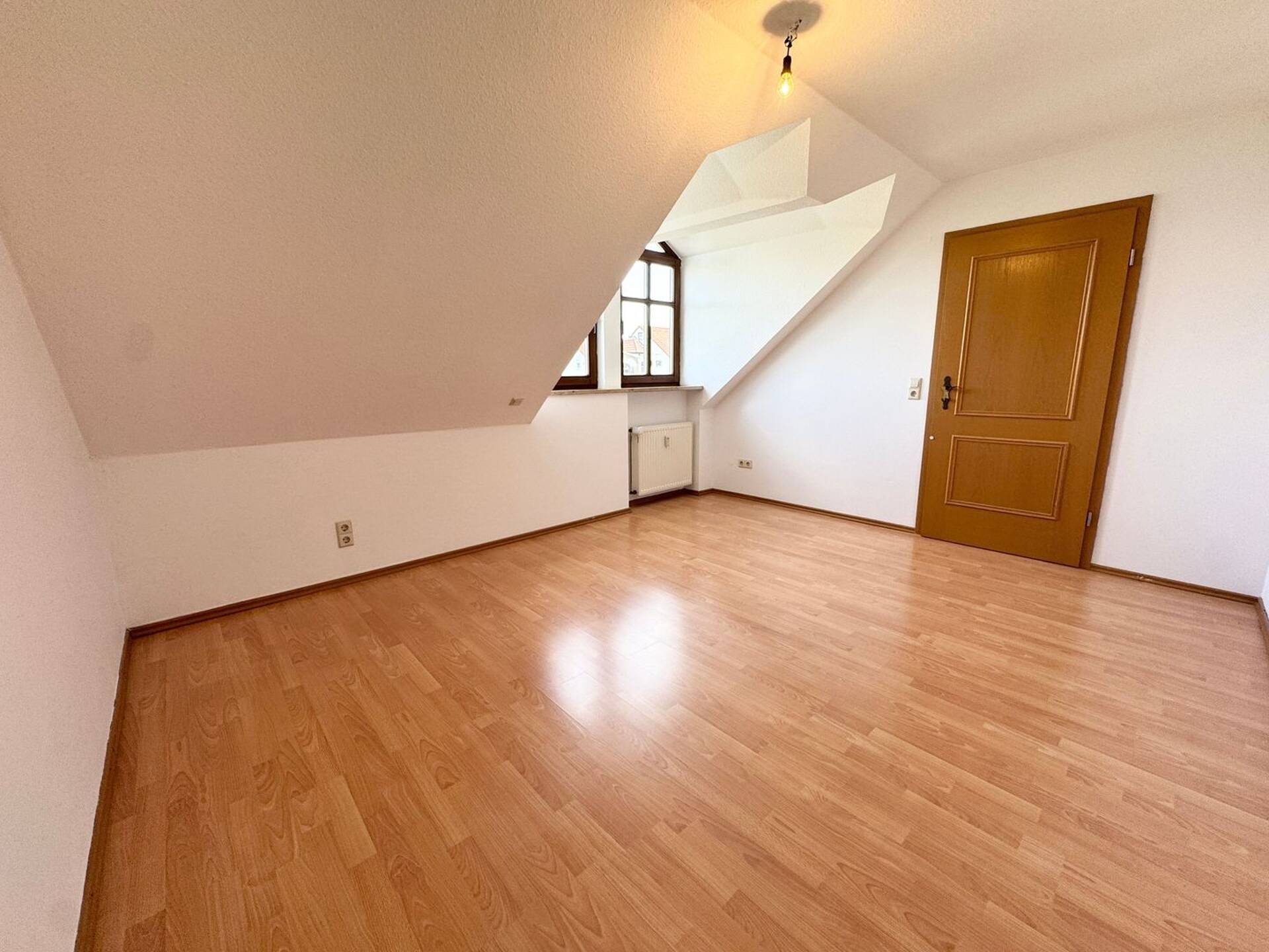 Dachgeschosswohnung in 91154 Roth mit 73 m² kaufen