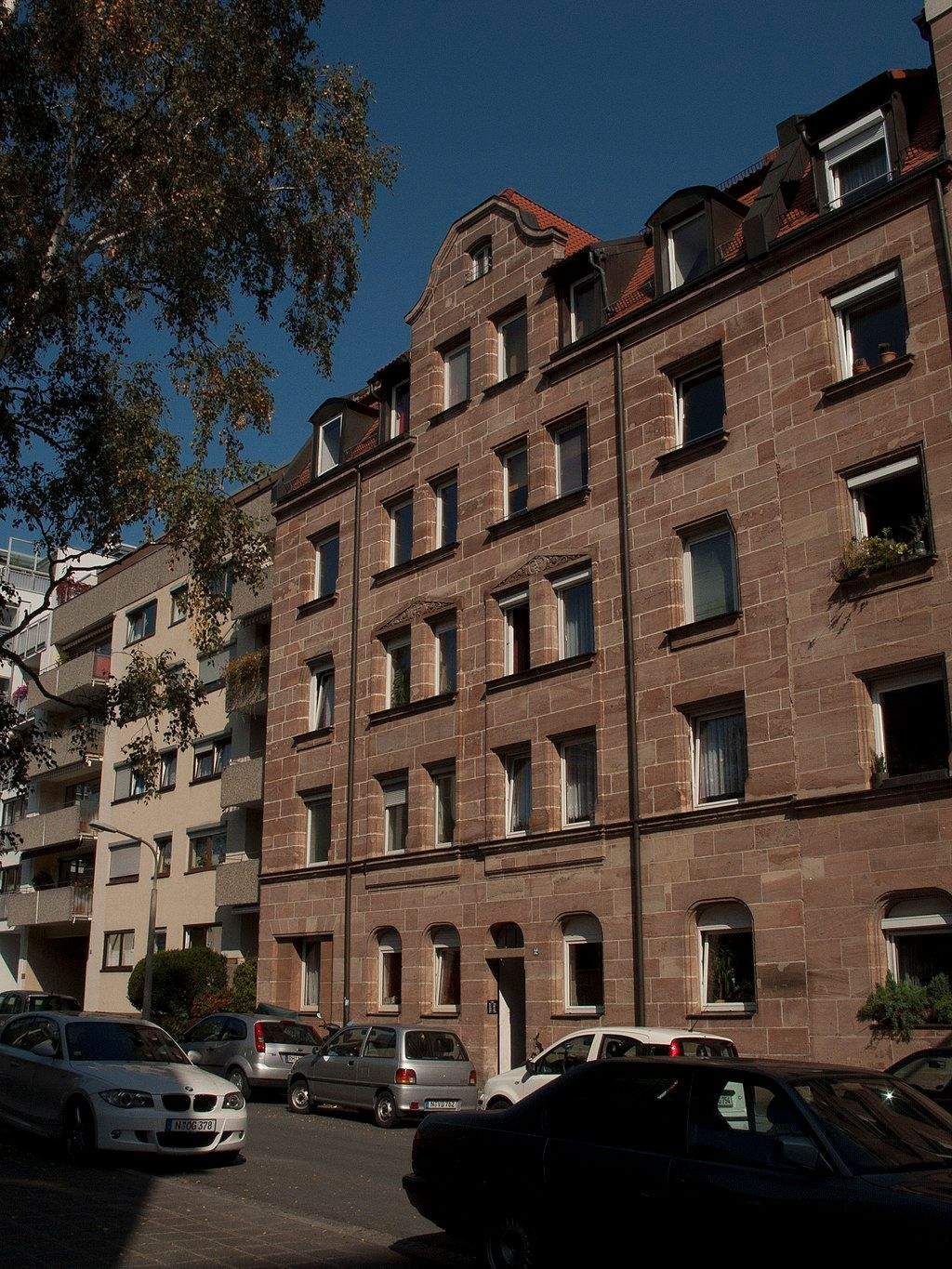 Modern sanierte Altbauwohnung mit Flair
