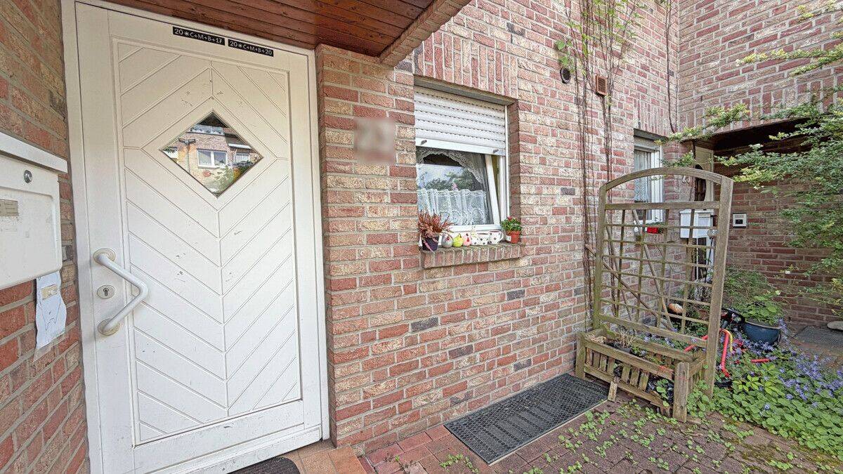 Familienfreundliches Reihenmittelhaus mit Garten, Carport und Keller in Duisburg-Rumeln-Kaldenhausen – Duisburg – Vorschaubild 3