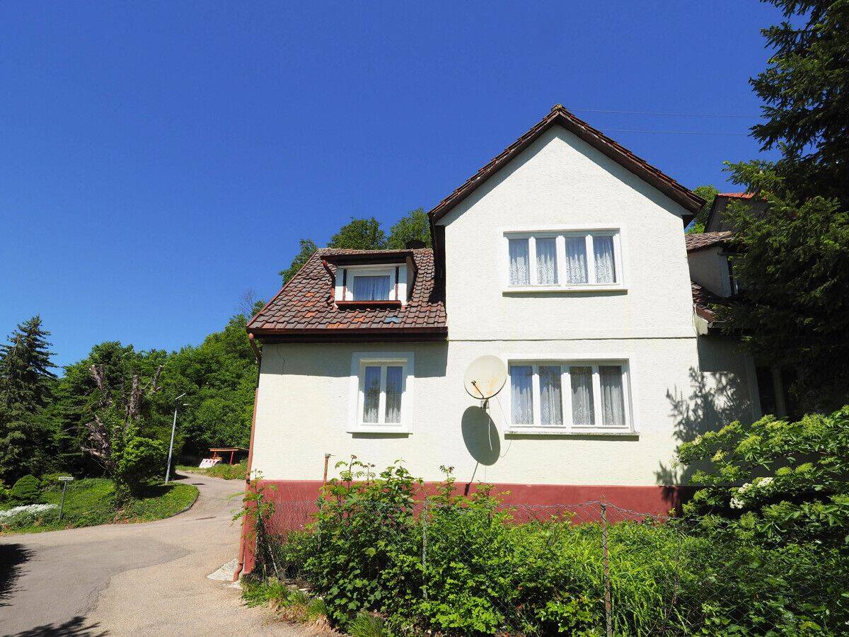 Ein Zuhause mit Geschichte, Charme und Garten in Rechberg bei Schwäbisch Gmünd – Schwäbisch Gmünd – Vorschaubild 2