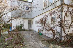 Familientraum in Bestlage Obermenzing: Parkähnliches, weitläufiges Grundstück mit Architekten-Haus. – 81247 München – Vorschaubild 9
