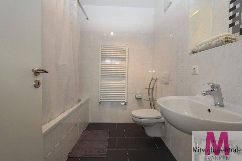 Modernes Business-Apartment im Herzen der Altstadt – Nürnberg – Vorschaubild 3