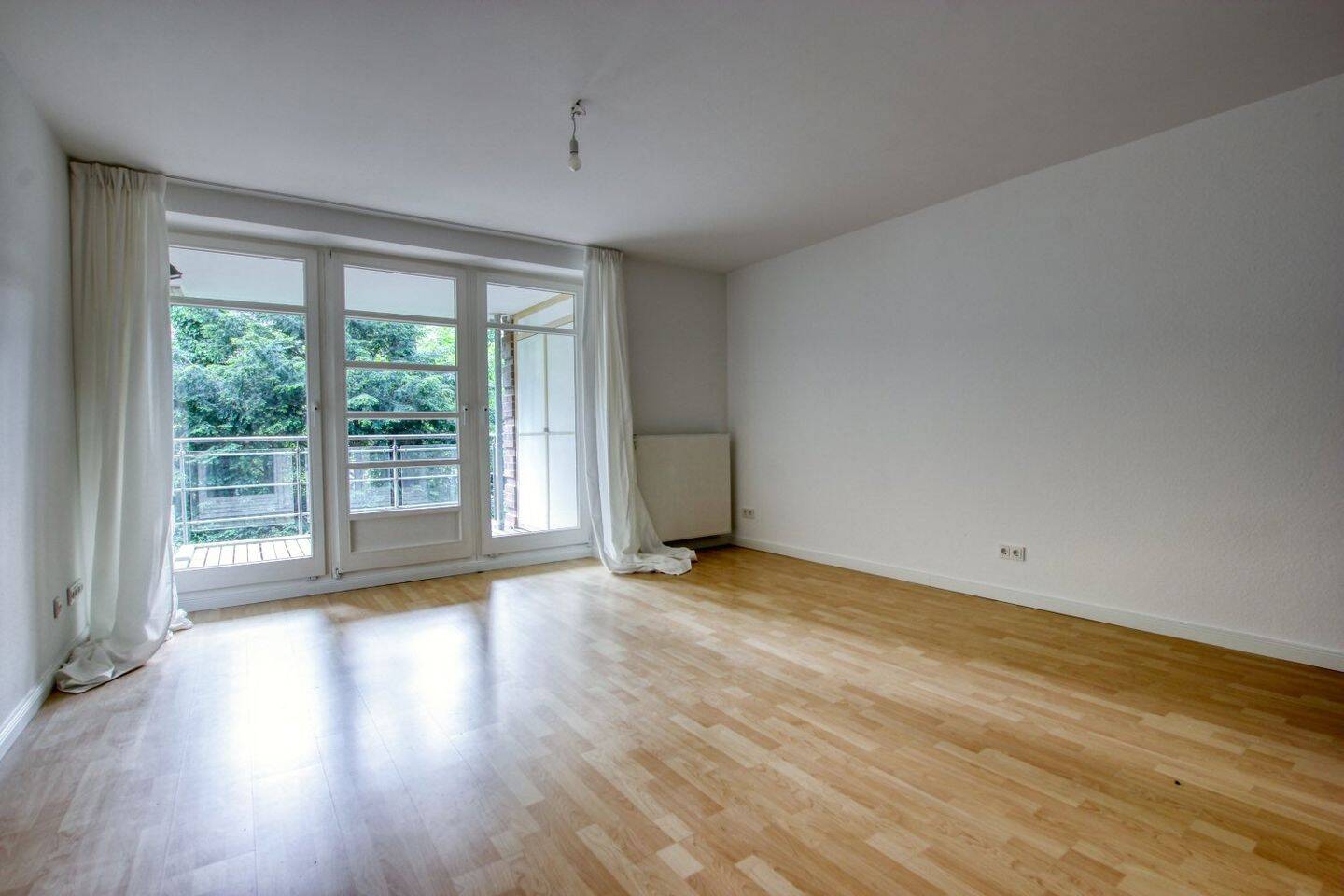 DREAMHOUSE Immobilien: Ruhe, Komfort und eigener Tiefgaragenplatz