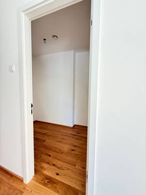 Obermenzing; Erstbezug, elegante und hochwertige 3-Zi.-Whg. mit Balkon und TG in exklusiver – 81245 München – Vorschaubild 6