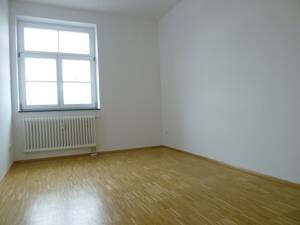 seltene Gelegenheiheit! 4-Zimmerwohnung mit 2-Balkonen in gepflegter Familiefreundlicher Wohnanlage! – 1097 Dresden – Vorschaubild 5