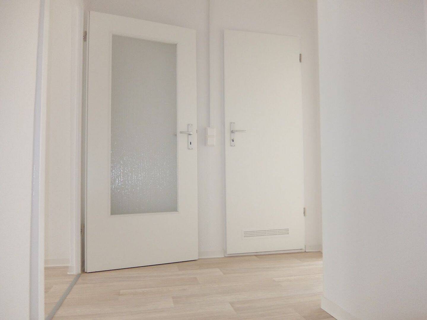 Zuhause im Grünen - Balkon & Park direkt vor der Tür – Chemnitz – Vorschaubild 8