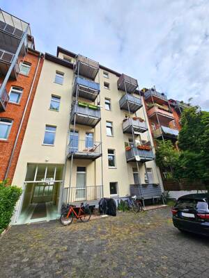 Jetzt provisionsfrei - Vollvermietetes Mehrfamilienhaus mit Hinterhaus