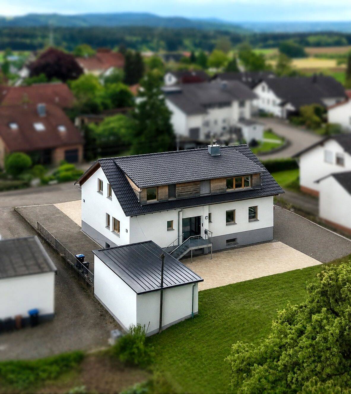 Modernisiertes 3- Fam-Haus im idyllischer Ortsrandlage in Empfingen-Wiesenstetten – Empfingen – Vorschaubild 3