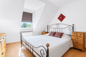 Solide Kapitalanlage: 2-Zimmer-DG-Wohnung mit Balkon in gefragter Lage – 28359 Bremen – Vorschaubild 7