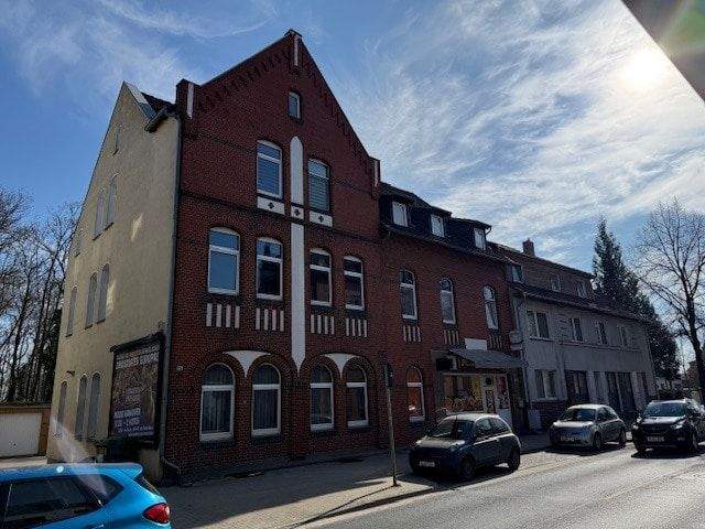 Solide Anlage mit Wohnungen , Gewerbe und Garagen – Hannover – Vorschaubild 3