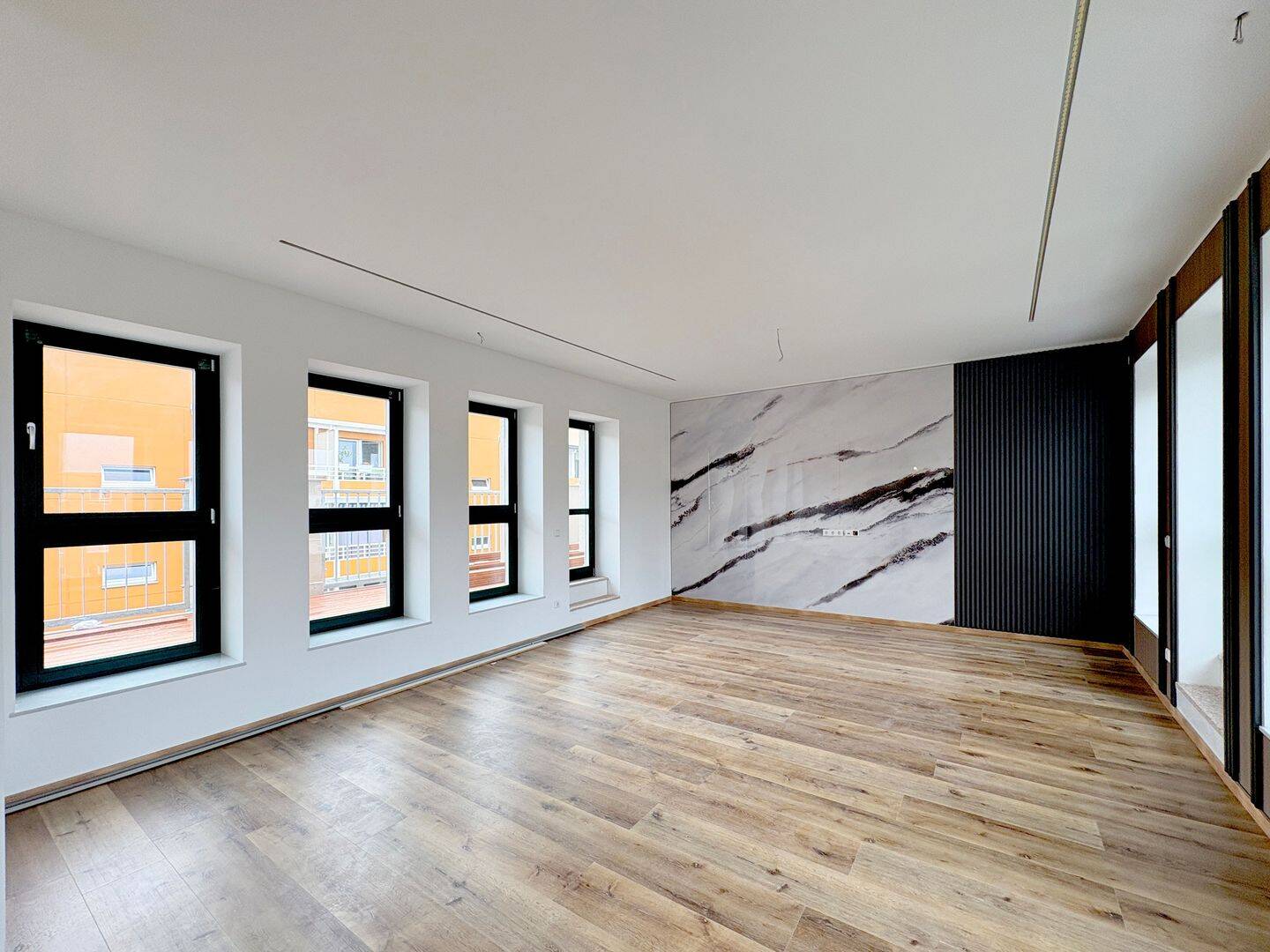 INDUSTRIECHARME NEU GEDACHT // Maisonettewohnung mit Terrasse und Fußbodenheizung – Leipzig – Vorschaubild 4
