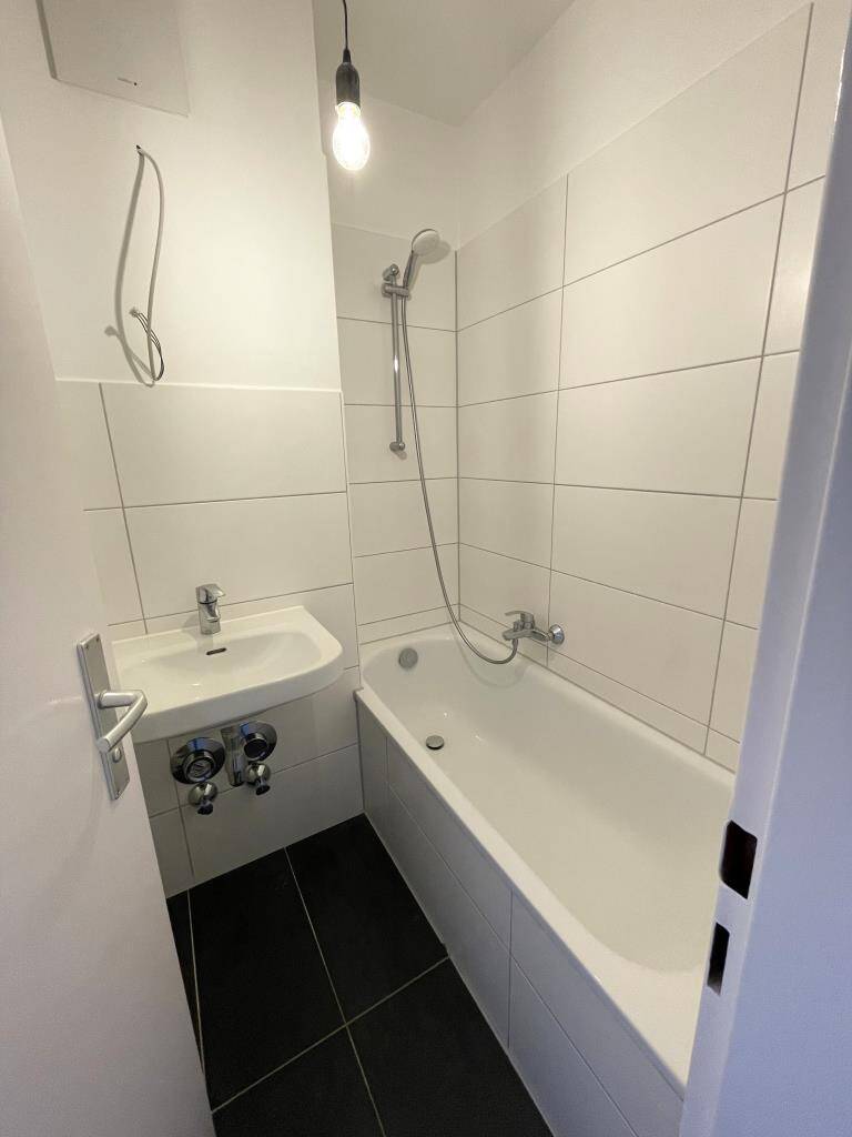 Charmante 3-Zimmer-Etagenwohnung mit Laminatboden in ruhiger Lage von Wolfsburg – Wolfsburg – Vorschaubild 7