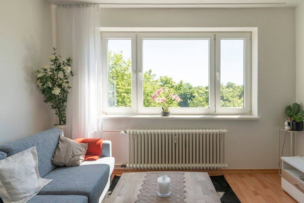 Über den Baumkronen der Havel - lichtdurchflutete 2-Zimmer-Wohnung mit Balkon und Aufzug – Berlin – Vorschaubild 5
