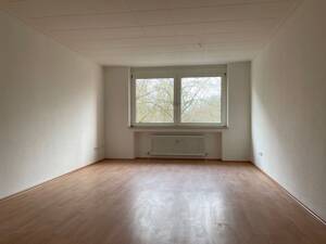 Schöne 3-Zimmer Wohnung mit Balkon!