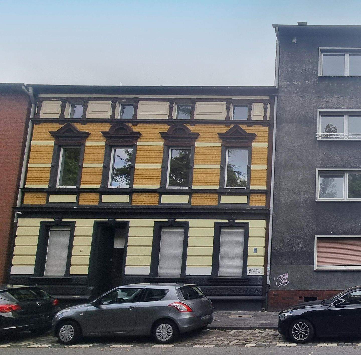 Mehrfamilienhaus mit 4 Wohneinheiten im Zentrum von Duisburg (Dellviertel)
