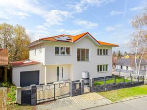 Willkommen in Ihrem neuen Zuhause - mit atemberaubendem Blick über Dresden!