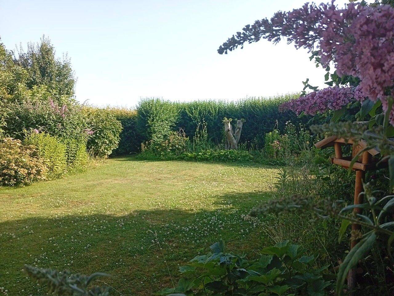Traumhaft ruhig, angenehm zentral: Neuwertiges Zuhause mit Garten und Feldaussicht in MG-Rheindahlen – Mönchengladbach – Vorschaubild 3