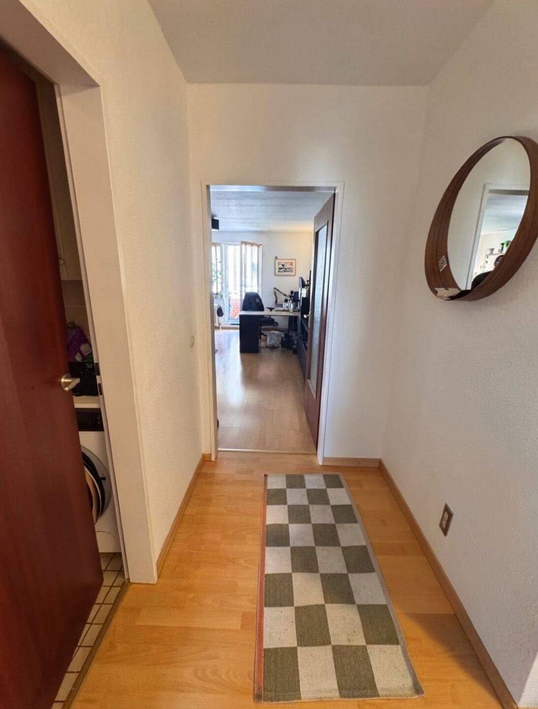 Gut aufgeteilte 2,5 Raum Wohnung mit Balkon in Neudorf – Duisburg – Vorschaubild 3