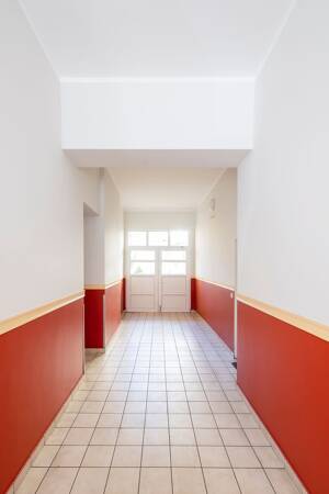 1-Zimmer-Altbauwohnung mit Balkon im modernisierten Altbau - provisionsfrei in Weißensee! – 13088 Berlin – Vorschaubild 8