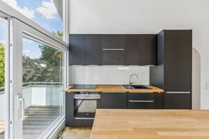Lichtdurchflutete 2,5 Zimmer Dachgeschosswohnung – 81825 München – Vorschaubild 9