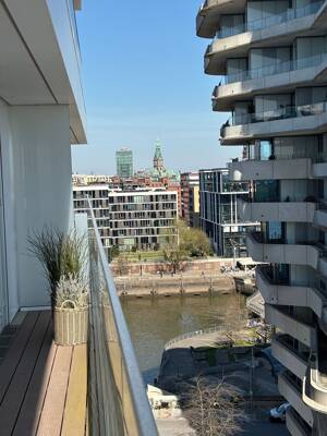 High-End Living im Luxus-Tower FiftyNine mit Elbe & Cityblick auf der Strandkaispitze – 20457 Hamburg – Vorschaubild 8