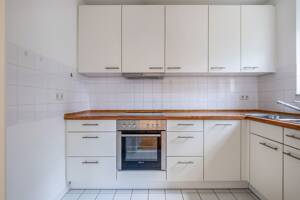 Lichtdurchflutete 2-Zimmer-Wohnung mit TG-Stellplatz im beliebten Dichterviertel – 10115 Berlin – Vorschaubild 5