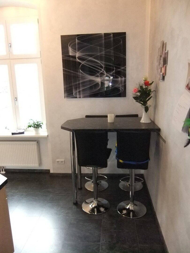 Charmante Altbauwohnung mit großzügigem Hof, Gartenidylle und gewachsener Hausgemeinschaft – Berlin – Vorschaubild 5