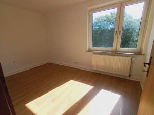BESICHTIGUNG: Mittwoch 26. August, 16.30 - 17 Uhr, Bi-Sudbrackstr. 62 C, Einfach kommen, bei Interesse ! Schicke Wohnung - zentral und in ruhi – 33611 Bielefeld – Vorschaubild 3