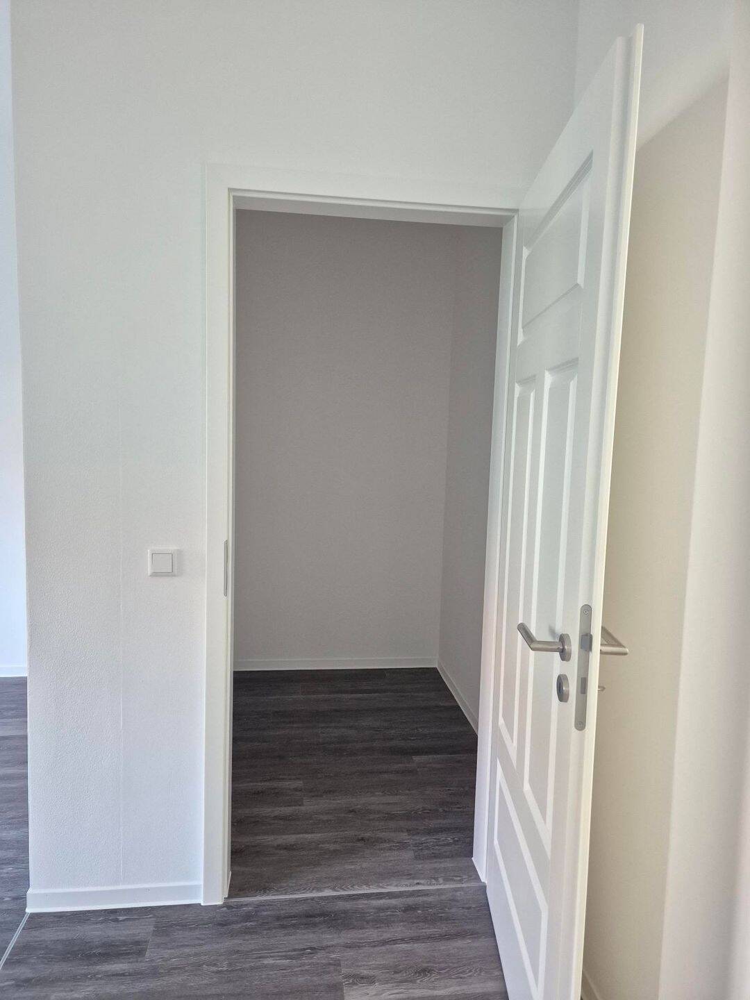 Helle und geräumige Wohnung mit Aufzug in Löbau – Löbau – Vorschaubild 7