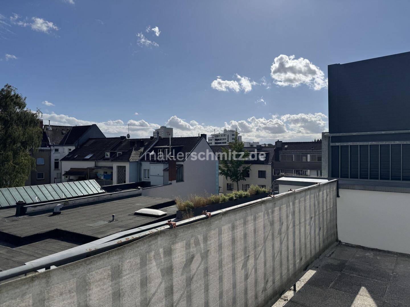M'GLADBACH - ZENTRUM HELLE 3-ZIMMER-ETAGENWOHNUNG MIT SONNENBALKON!