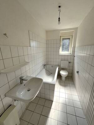 Kleine 2-Zimmer-Wohnung in Duisburg Beeckerwerth für Sie! – 47139 Duisburg – Vorschaubild 4