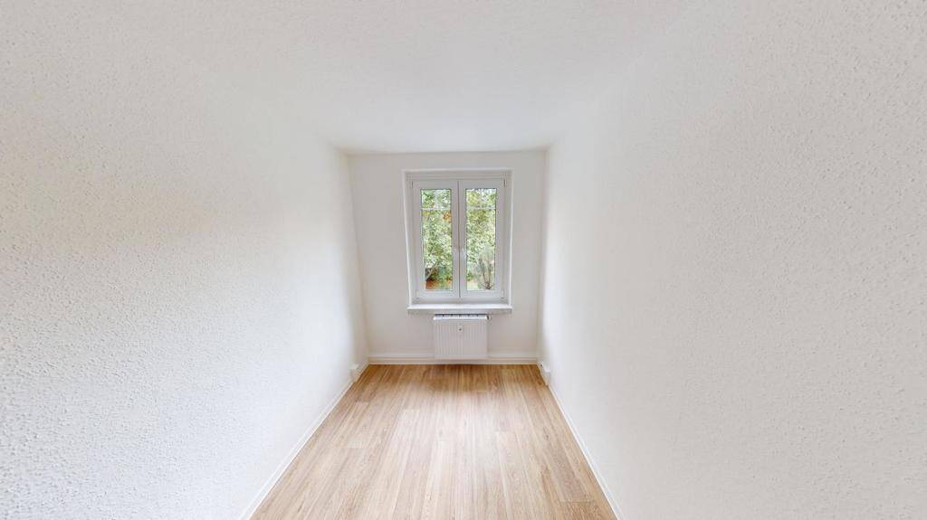 3-Raum-Wohnung mit Balkon mit Blick ins Grüne – Chemnitz – Vorschaubild 3