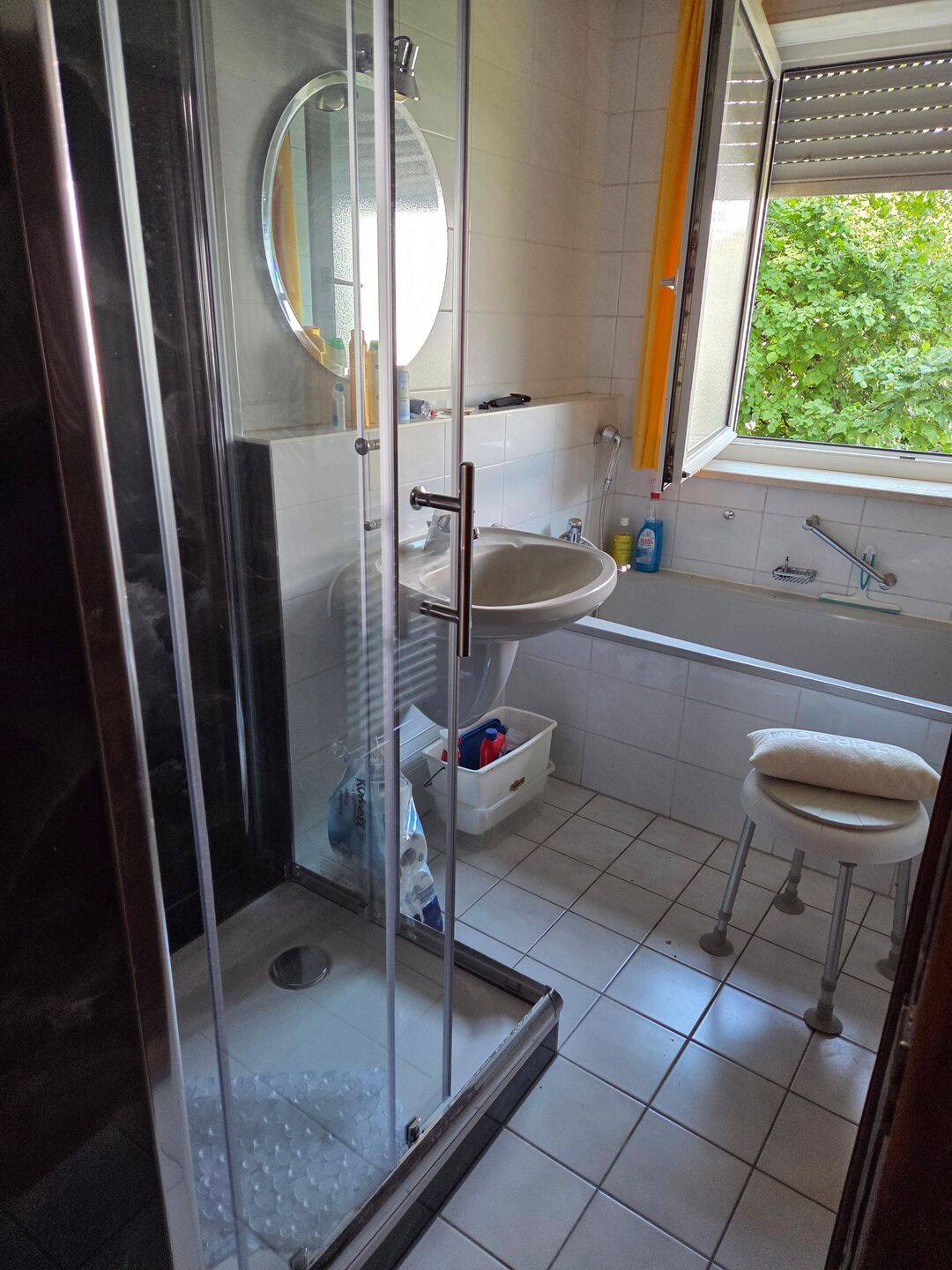 Wohngemeinschaft, 4er WG, Balkon, EBK, Teilmöbliert, Lift, TG.-Stellplatz, Zentral bei der Kahnfahrt – Augsburg – Vorschaubild 7
