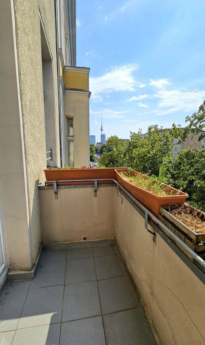 Hauptstadtmakler-Bezugsfreie Traumwohnung in Top-Lage – Berlin – Vorschaubild 2