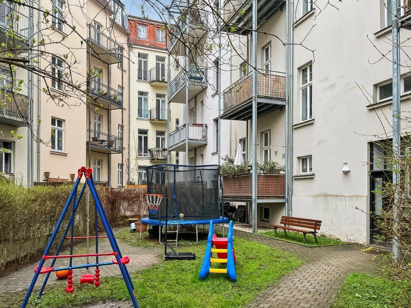 Preisanpassung! Denkmalschutzwohnung im Waldstraßenviertel! – Leipzig – Vorschaubild 3