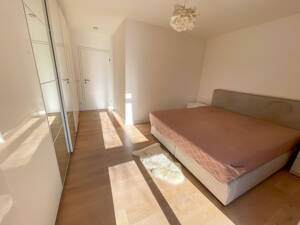 Moderne 3 Zimmer Wohnung mit Westbalkon, Tiefgaragenstellplatz und Privatwald – 22459 Hamburg – Vorschaubild 6