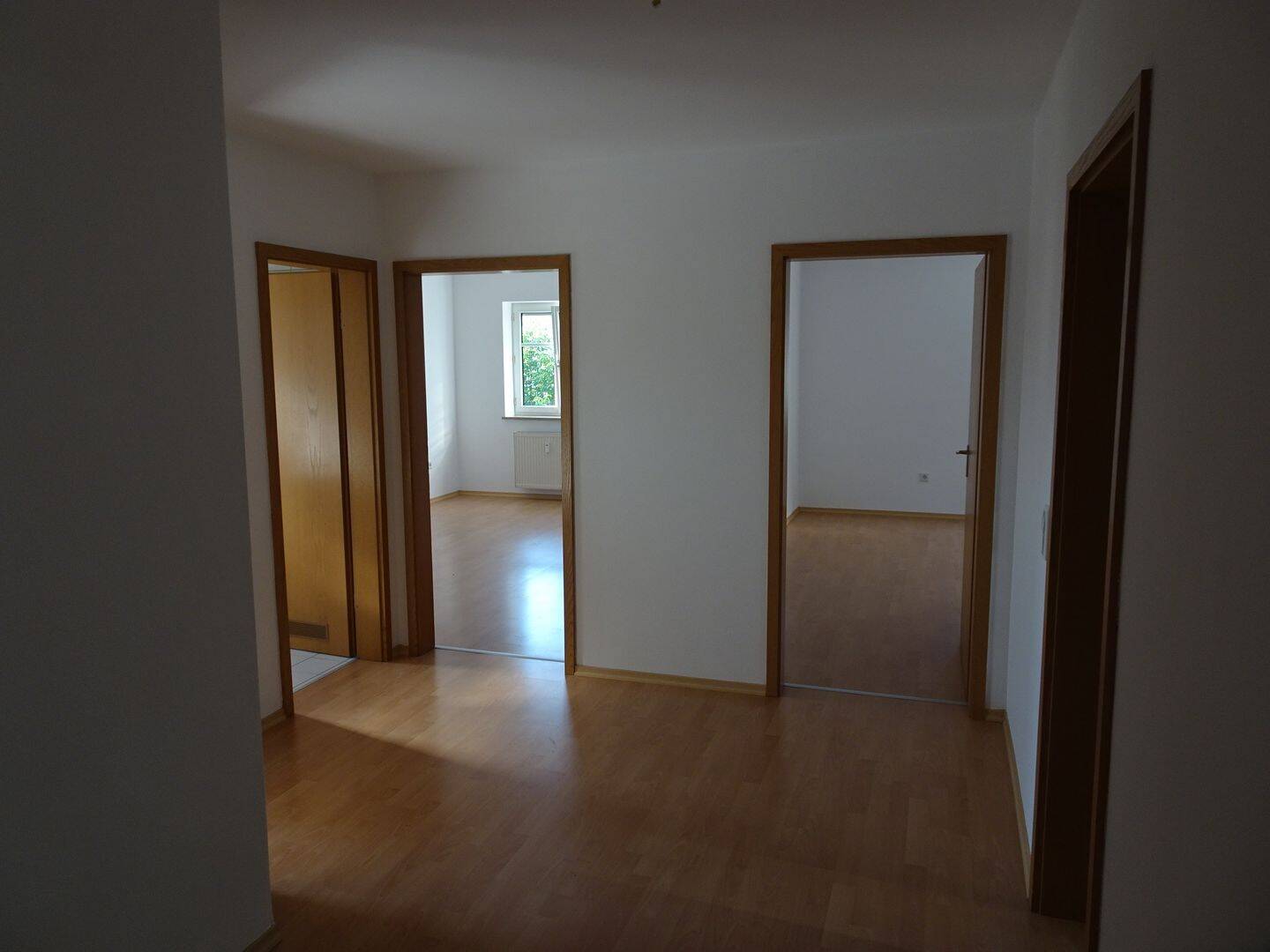 zentral wohnen mit fußläufiger Anbindung zu AUDI/Innenstadt, auch als WG geeignet – Ingolstadt – Vorschaubild 6