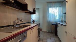 FAMILIENFREUNDLICHES REIHENMITTELHAUS MIT DACHSTUDIO AUF DREI EBENEN IN BELIEBTER LAGE – 89075 Ulm – Vorschaubild 8