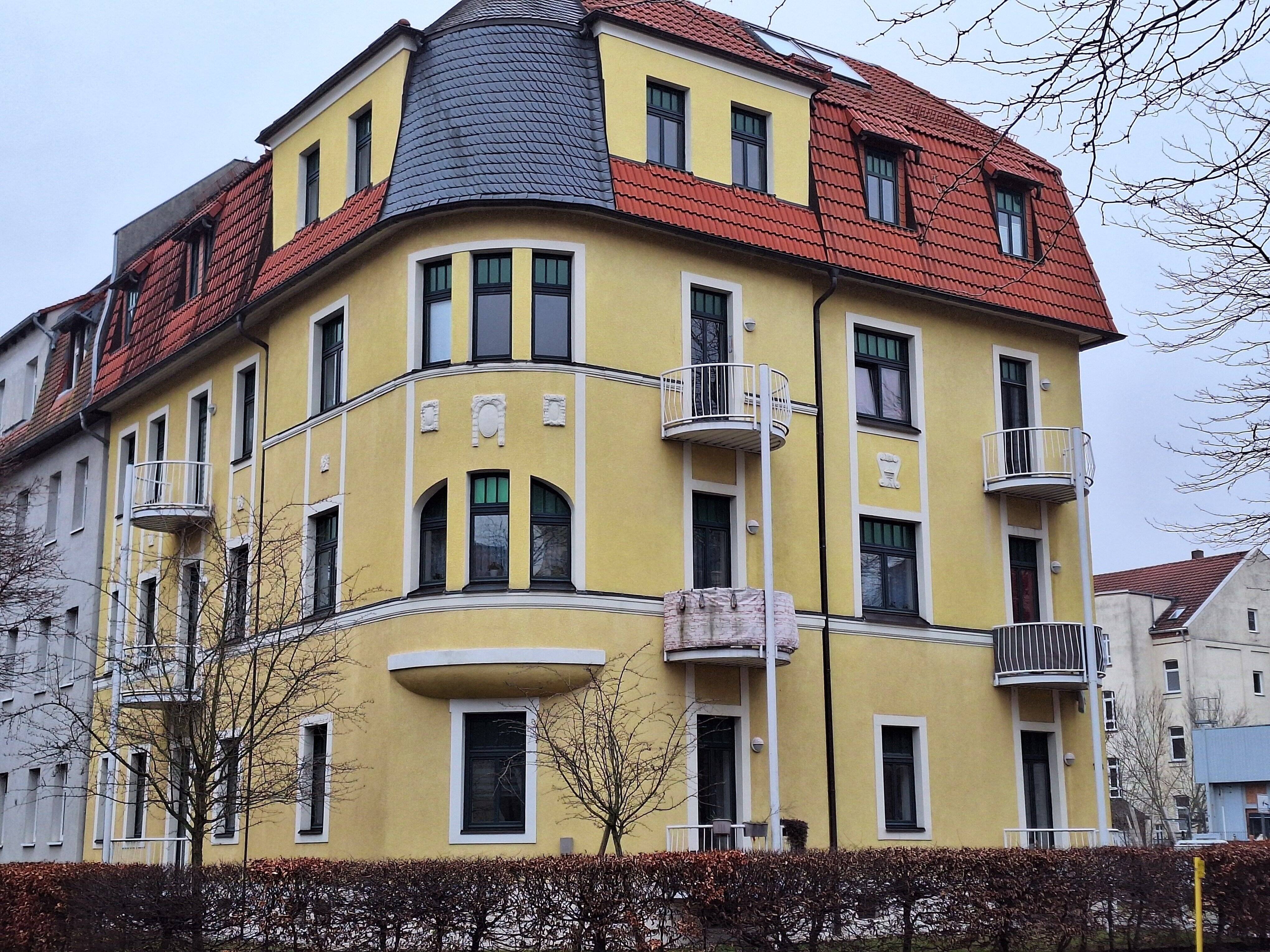 kleine 2-Raumwohnung mit Balkon - in ruhiger Lage