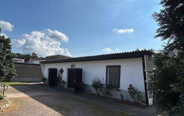 Haus mit Wohnkeller, Dachzimmer und Wintergarten in einer Anliegerstraße auf einen großem Grundstück – Möckern – Vorschaubild 9