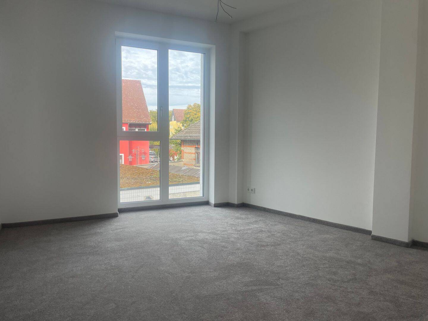 566,- Euro Kaltmiete nach Zuschuss!!! Neuwertige 3-Zimmer-Wohnung im Zentrum von Sulzbach-Rosenberg – Sulzbach-Rosenberg – Vorschaubild 7