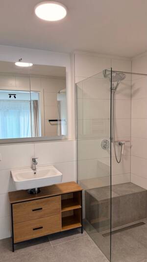 Lichtdurchflutete 2,5 Zimmerwohnung in Köln Niehl – 50735 Köln – Vorschaubild 8