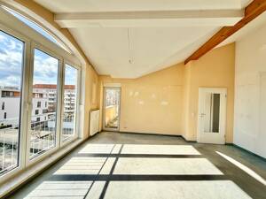 Lichtdurchflutetes 3-Zimmer-Penthouse mit Dachterrasse und TG-Stellplatz – 1309 Dresden – Vorschaubild 4