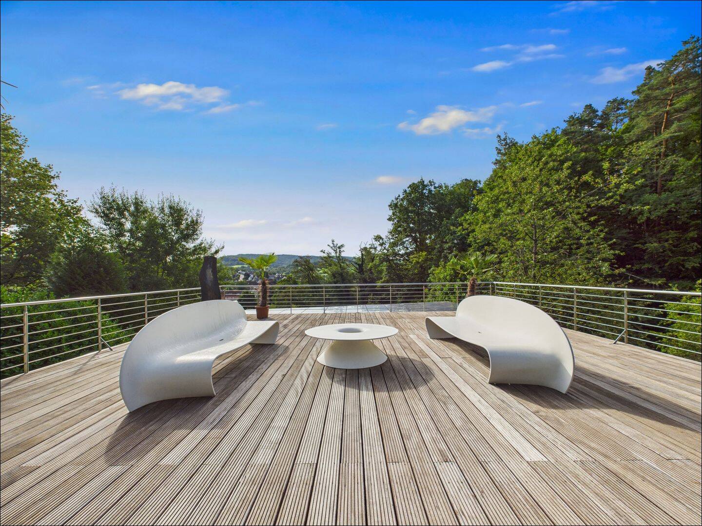Exklusive Villa mit Weitblick und parkähnlichem Grundstück bei Aschaffenburg – Bessenbach – Vorschaubild 2