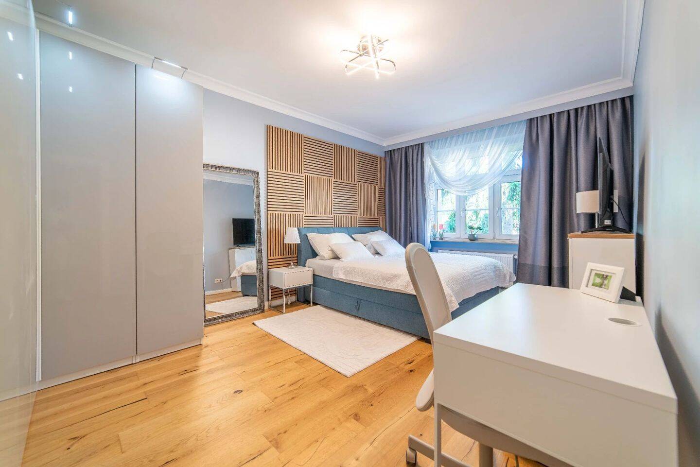 Beautiful 2-Room Apartment in Cecilienstraße – Berlin – Vorschaubild 5
