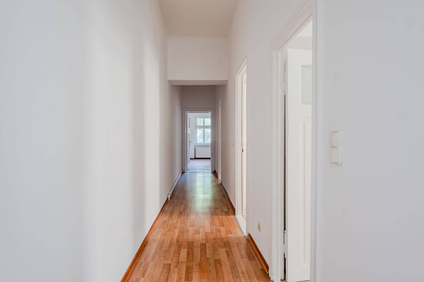 Südbalkon+Provisionsfreier Verkauf einer Altbau 3-Zimmerwohnung ! – Berlin – Vorschaubild 9